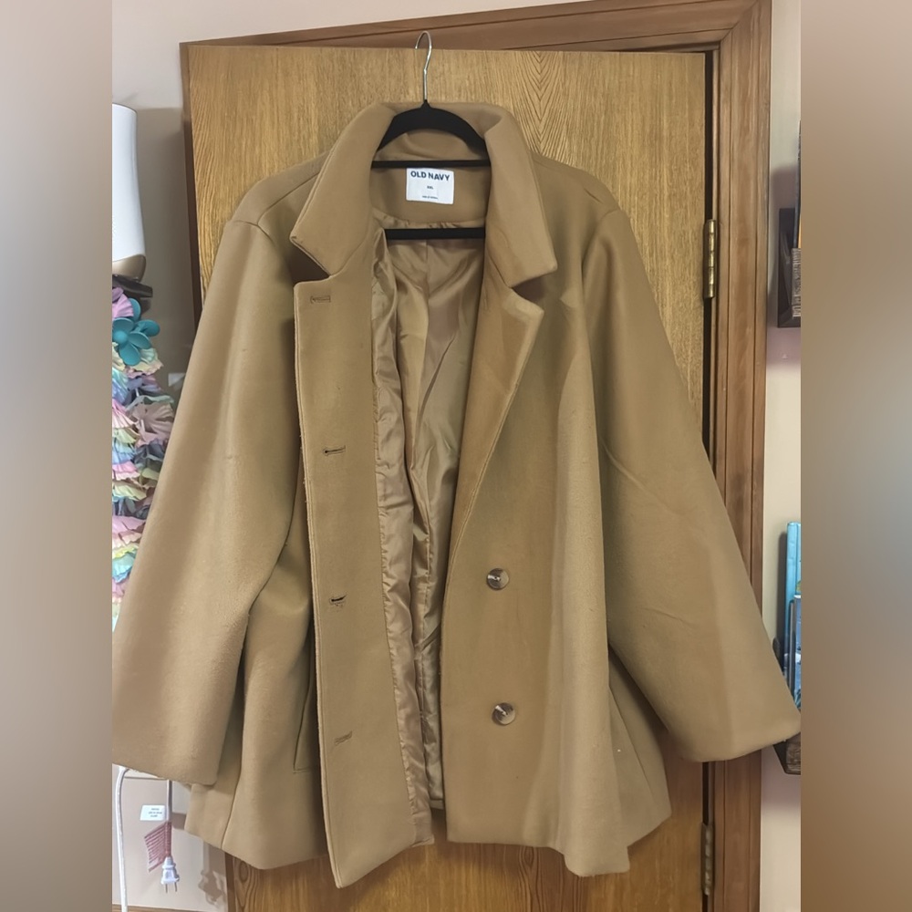 Women's Tan Coat